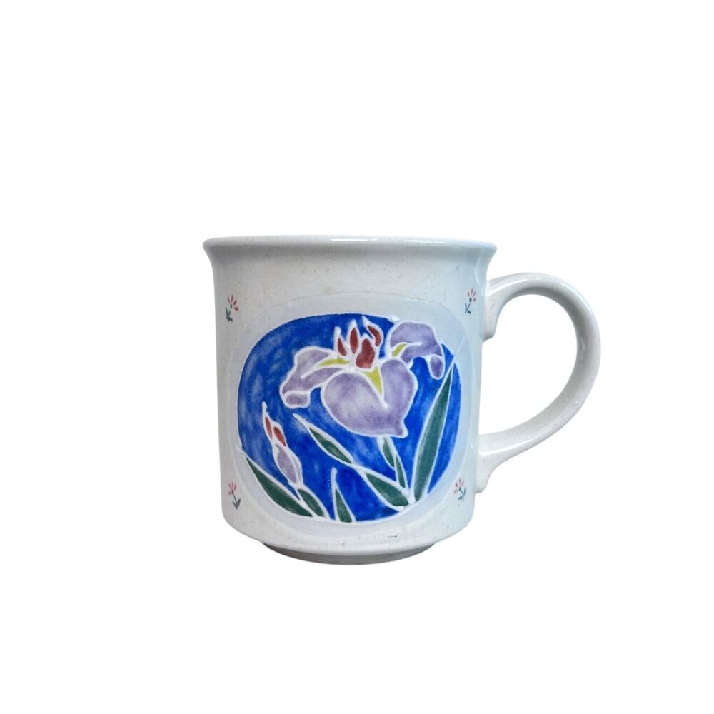 Hand-Painted Iris Mug | Studio Pottery Coffee Cup | Floral Ceramic Drinkware‎